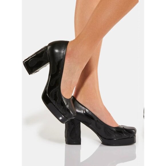 Lamoda ✦ Changed Block Heels ✦ Black Patent Flame Vegan Leather Square Toe 8 NWT - Picture 3 of 3